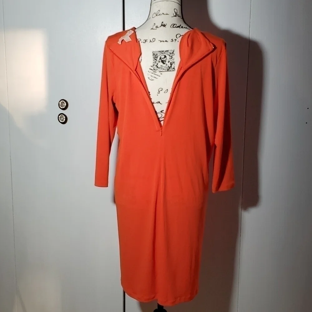 Michael Kors- Women's Orange Dress Gold chain neck detail Like new! Sz. Large